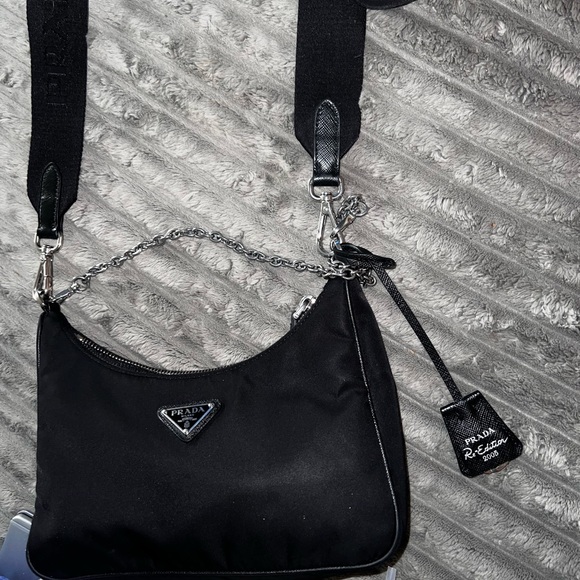 COPY - COPY - COPY - RELISTED!!! Nylon Prada crossbody bag lightly used - Picture 1 of 5